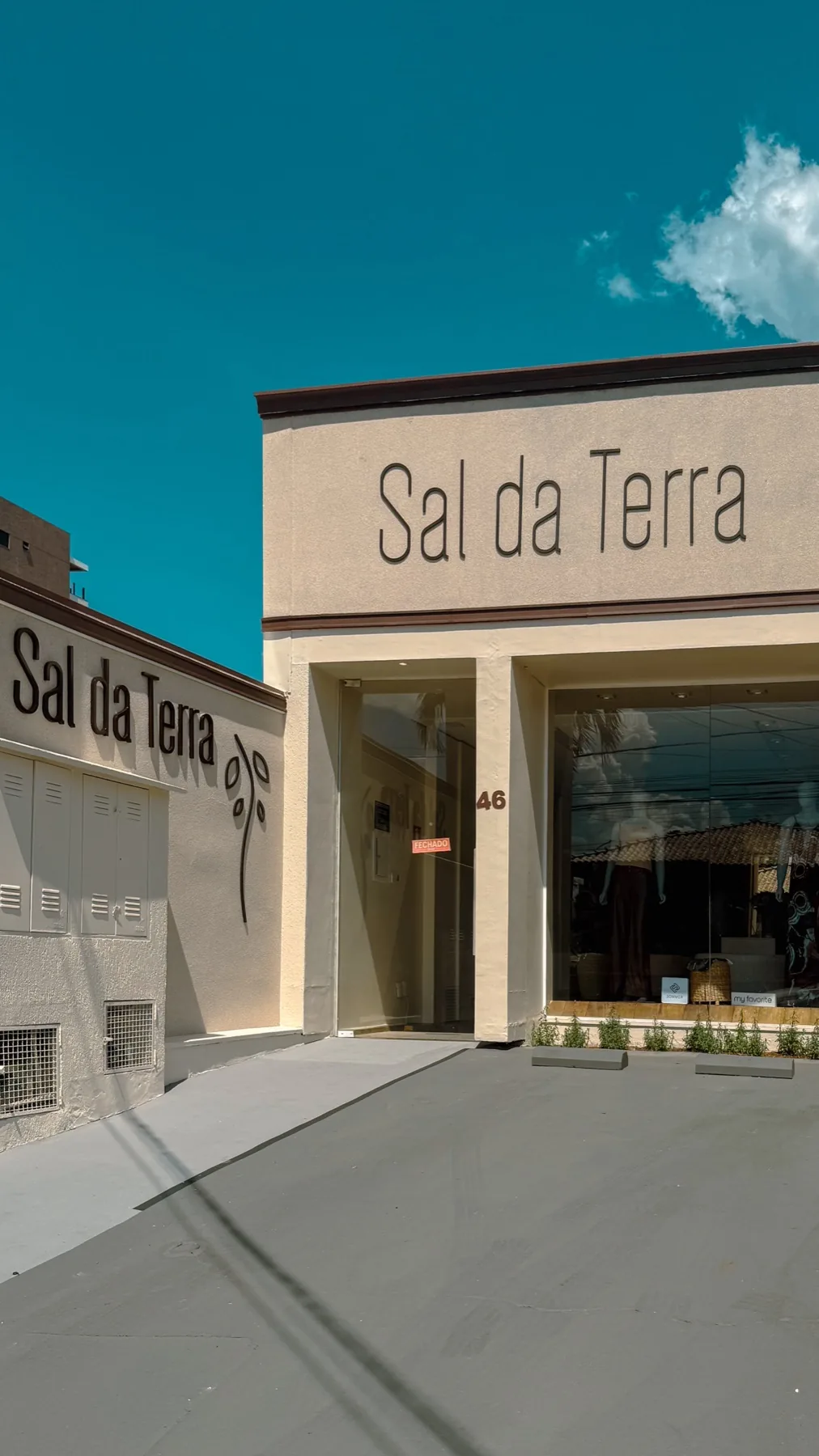Fachada da Sal da Terra — Rua das Turquezas, 46, Marília-SP